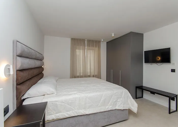 Azure Heaven W Heated Pool شقة