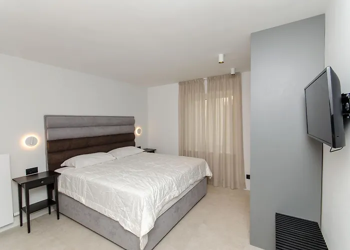 Azure Heaven W Heated Pool شقة *