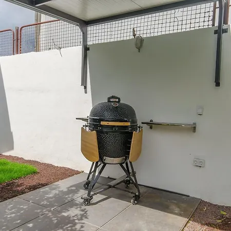 Azure Heaven W Heated Pool Apartman