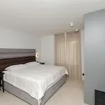 Azure Heaven W Heated Pool Apartament *